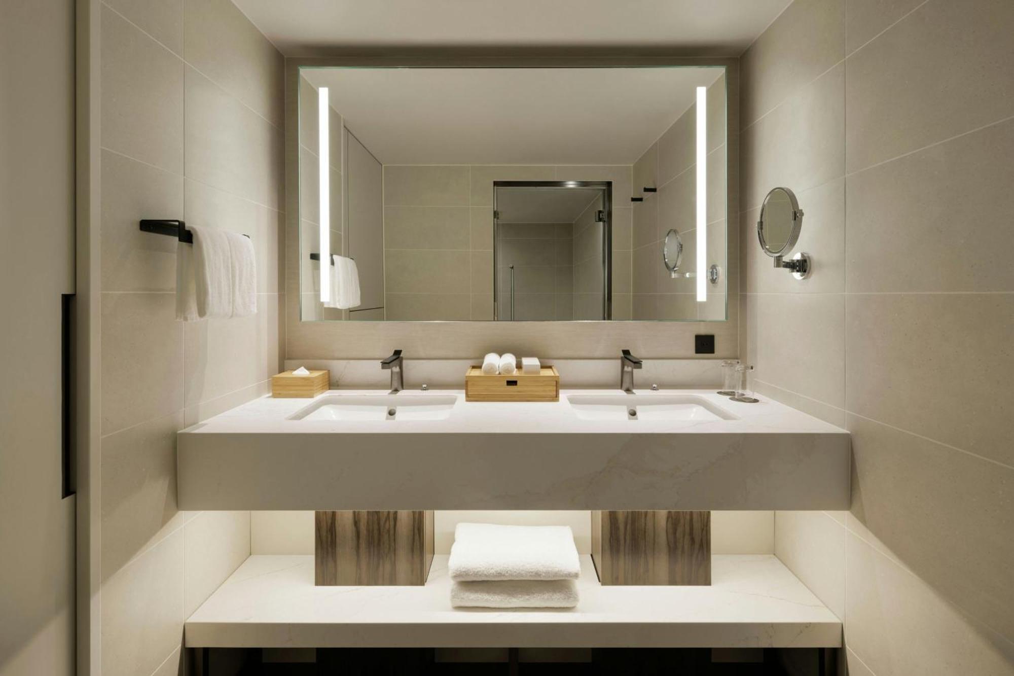 Courtyard by Marriott Tokyo Ginza Hotel Eksteriør billede